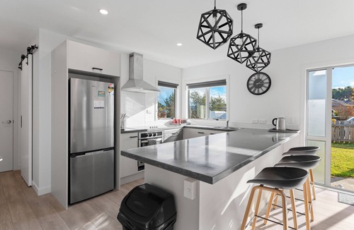 Motuoapa House | Motuoapa Getaway - Lake Taupo Holiday Home