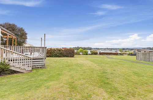Motuoapa House | Motuoapa Rise - Motuoapa Holiday Home
