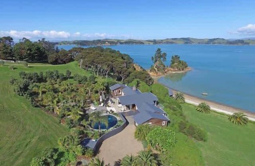 Waiheke Island Villa | Nameless Bay Lodge | Stay Waiheke