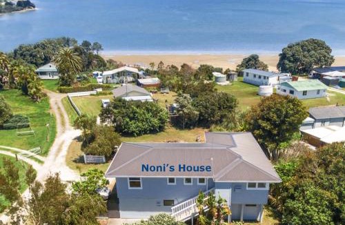 Opononi House | 'Noni's House' Coastal Opononi Hokianga