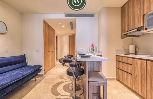 La Cruz de Huanacaxtle Apartment | Oceanfront 2 BR Condo with Beachclub