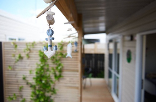 Orewa Cabin | Orewa Kiwi Cabins - Kea