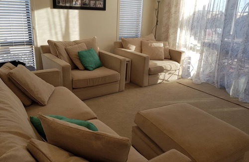 Papamoa Beach House | Palm Springs Retreat