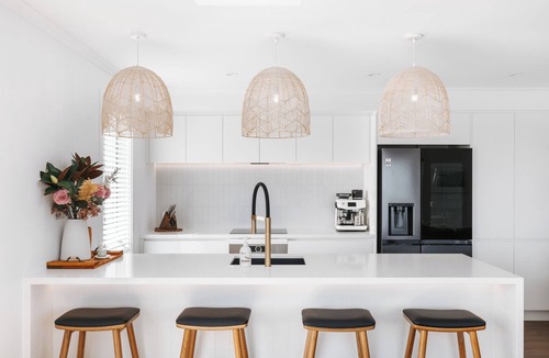 Papamoa Beach House | Pearl by the Sea ~ Papamoa Beach - Beyonder Holiday Homes