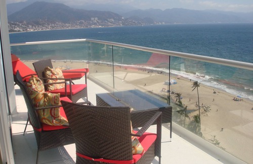 North Hotel Zone Condo | Peninsula-Puerto Vallarta-Spectacular 8th Floor View!