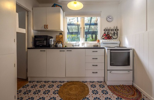 Oneroa House | Perfect for a relaxing holiday by the sea!