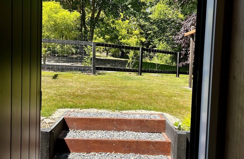 Upper Moutere Cottage | Pheasant Lodge - a touch of luxury in the countryside