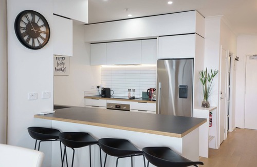 Auckland Central Business District Apartment | Princes Wharf - Couple luxury