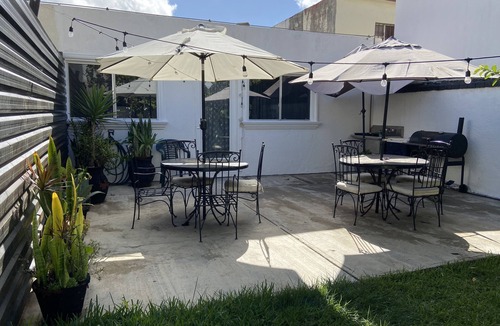 Costa de Oro House | Quetzal House - 2 bedroom, parking & garden