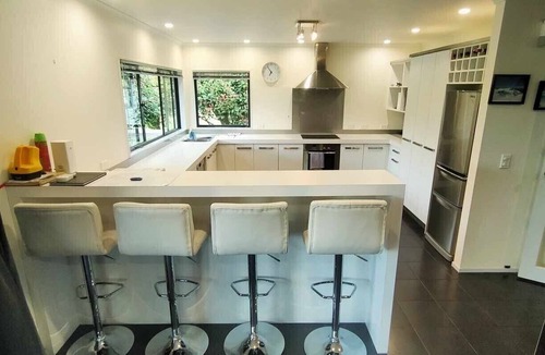 Motuoapa House | Quiet location for a relaxing break. Home away from home!