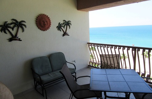 La Choya Condo | Relax! Beach Front location with a Beautiful Ocean View… Now Avail!