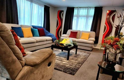 Invercargill House | Richmond Villa