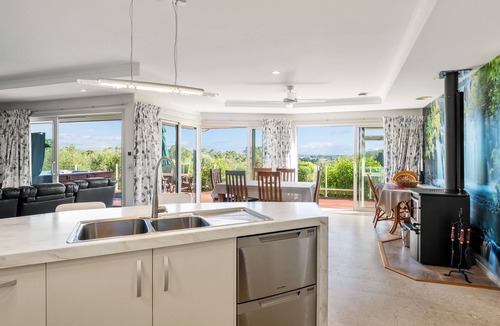 Kerikeri House | RidgeRaj - Kerikeri Holiday Home