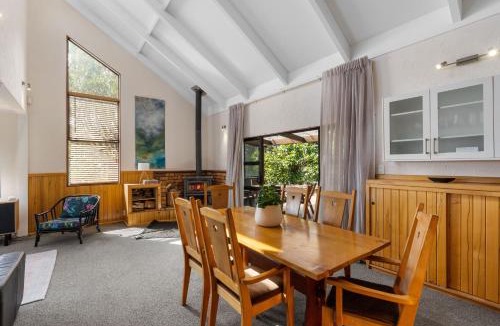Turangi House | River Retreat, pets, Wi-Fi