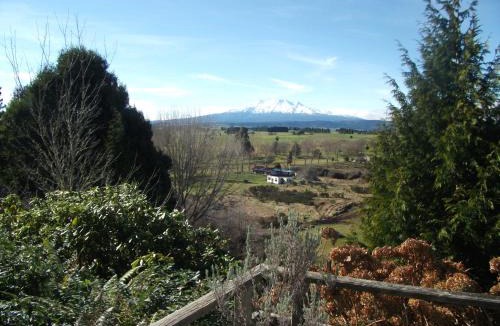 Raetihi House | Ruapehu Log Lodge