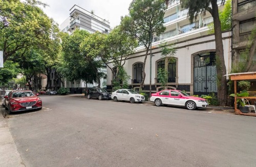 Roma Norte Apartment | S2306- 1BR/1 BTH Deluxe