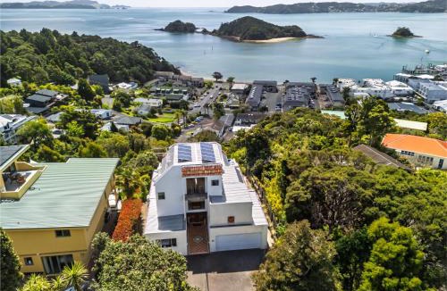 Paihia House | Seabreeze Sanctuary - Paihia Holiday Home