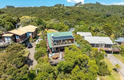 Onetangi House | Seahorse Cottage - Stay Waiheke
