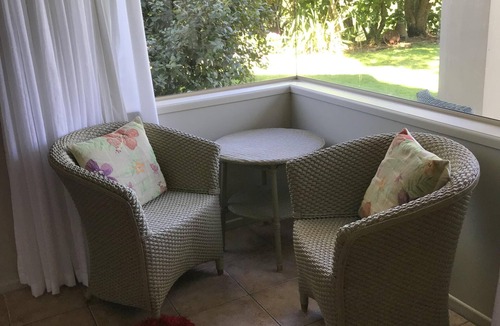 Tanners Point Cottage | Self contained cottage next to swimming pool. Private outdoor spa pool.