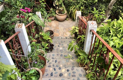 Amapas Apartment | Spacious Garden Studio 1 Block Beach Romantic Zone