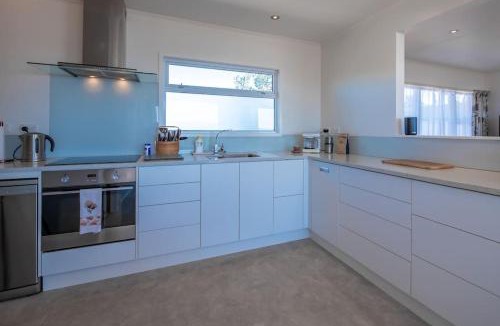 Ruby Bay House | Spectacular Ocean View at Ruby Bay