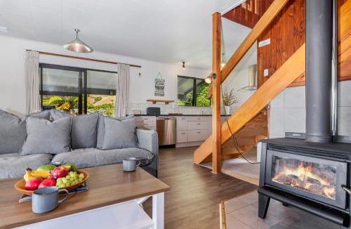Lake Tarawera House | Splendour on Spencer - Lake Tarawera Holiday Home