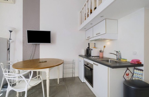Carabacel Apartment | Studio Apartment 'Trianon Charmant Nice' with Air Conditioning