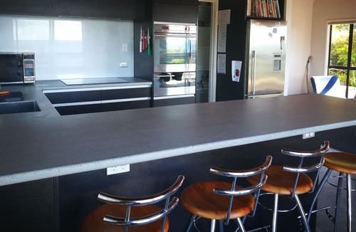 Waikawau House | Stunning ocean views, hidden gem close to beach. Very private and quiet.