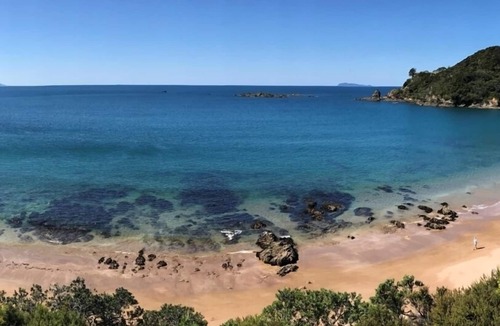 Waikawau House | Stunning ocean views, hidden gem close to beach. Very private and quiet.