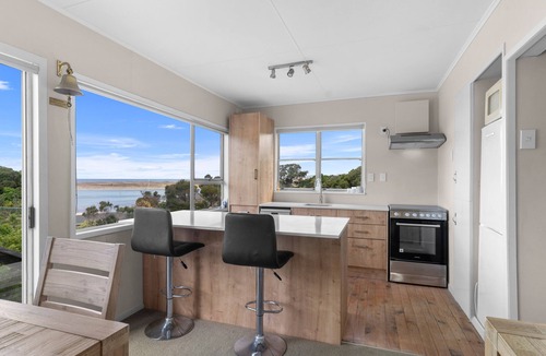 Mangawhai Heads House | Sun and Coast - Mangawhai Heads Holiday Home