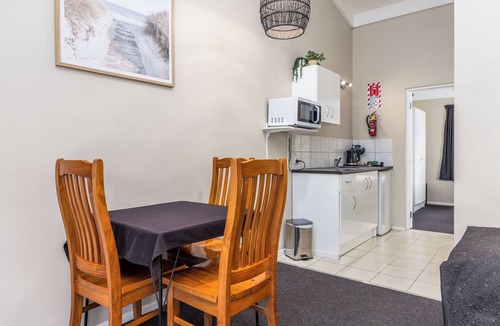 Wellsford Apartment | Sun Valley Motel - Unit 6 (1 bedroom)