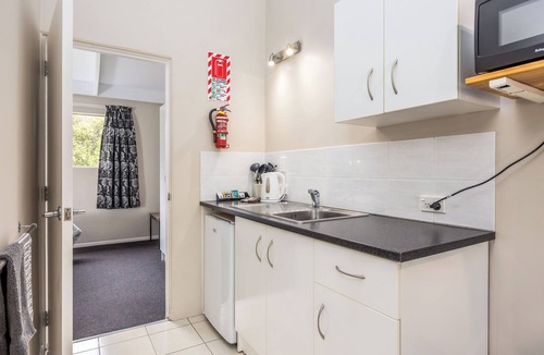 Wellsford Apartment | Sun Valley Motel - Unit 7 (1 bedroom)