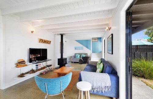 Omaha House | Surf Sound - Omaha Holiday Home