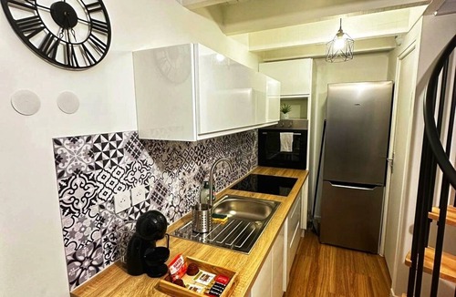 Vienne Apartment | T2 Duplex in hyper-centre - Quiet, independent access
