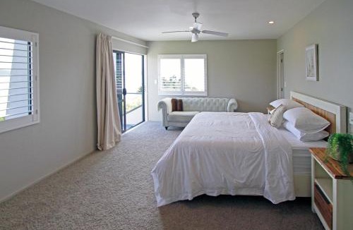 Snells Beach Bed & Breakfast | Tahi Lodge - Matakana Coast