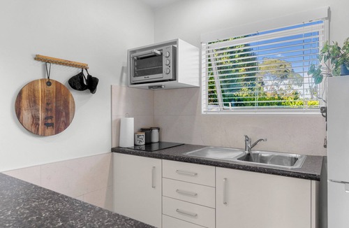 Mangawhai Heads House | The Cabin - Mangawhai Heads Studio