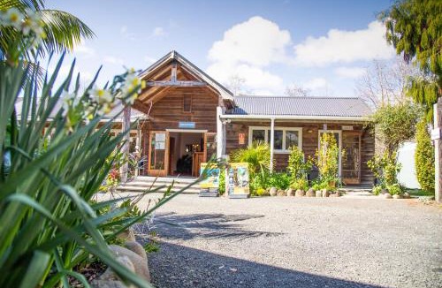 Hahei Hotel | The Church Accommodation