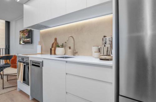 Te Aro Apartment | The Courtenay Chic Retreat 1BR Apartment