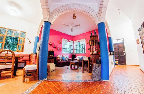 Piste House | The House of Stone and Colors in Chichen Itzá