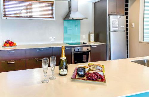 Picton Apartment | The Moorings Waterfront Picton