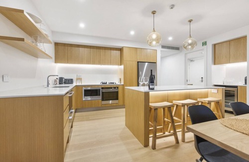 Wanaka Apartment | The Rocks Apartment - Luxury Rental Homes