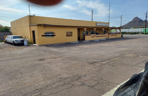 Paradise Valley Village House | This is Bar/Restaurant
