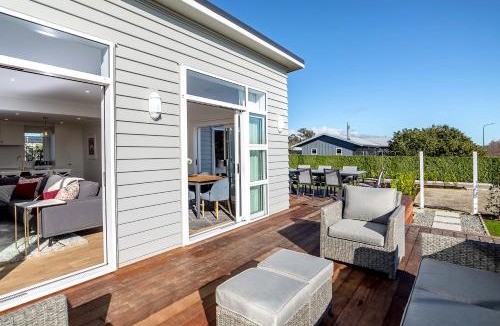 Martinborough Villa | Three on Wilson
