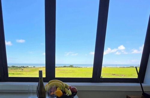 Greymouth Apartment | Tiny House close to Walking Tracks and beach only 5 mins to Greymouth Central