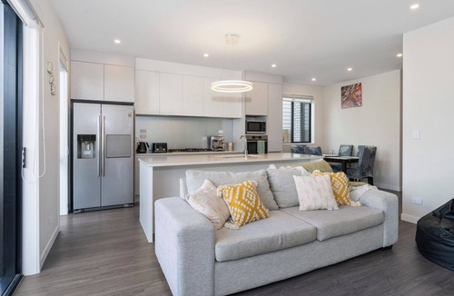 Silverdale Cottage | Urban Bliss - Silverdale Holiday Home