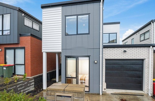 Silverdale Cottage | Urban Bliss - Silverdale Holiday Home