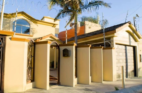 Tijuana House | USA Otay Border-1 min from the US border