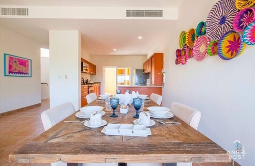 La Paz House | Vibrant Oceanview Home | Puerta Cortes | Golf Cart