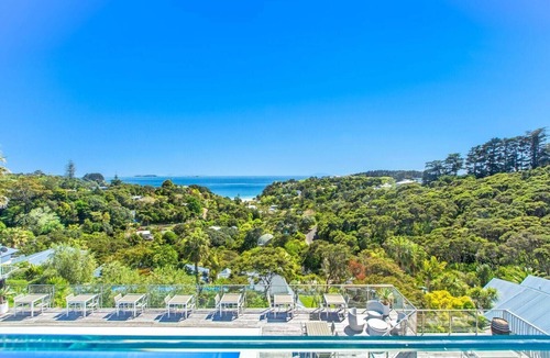 Waiheke Island Apartment | Villa Casita at Palm Beach - Gorgeous Palm Beach Villa