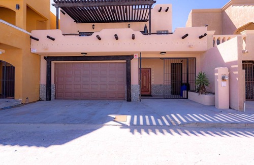 Villas de Las Palmas House | Villa de Las Palmas 3BR Holiday Rental Home